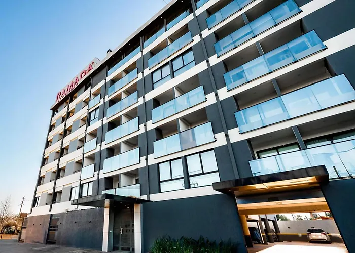 Ramada Suites By Wyndham Asuncion Aeropuerto