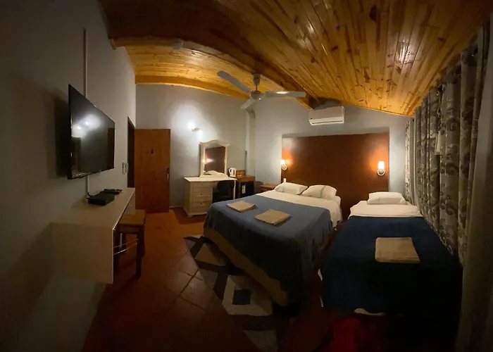 Hotel Solares